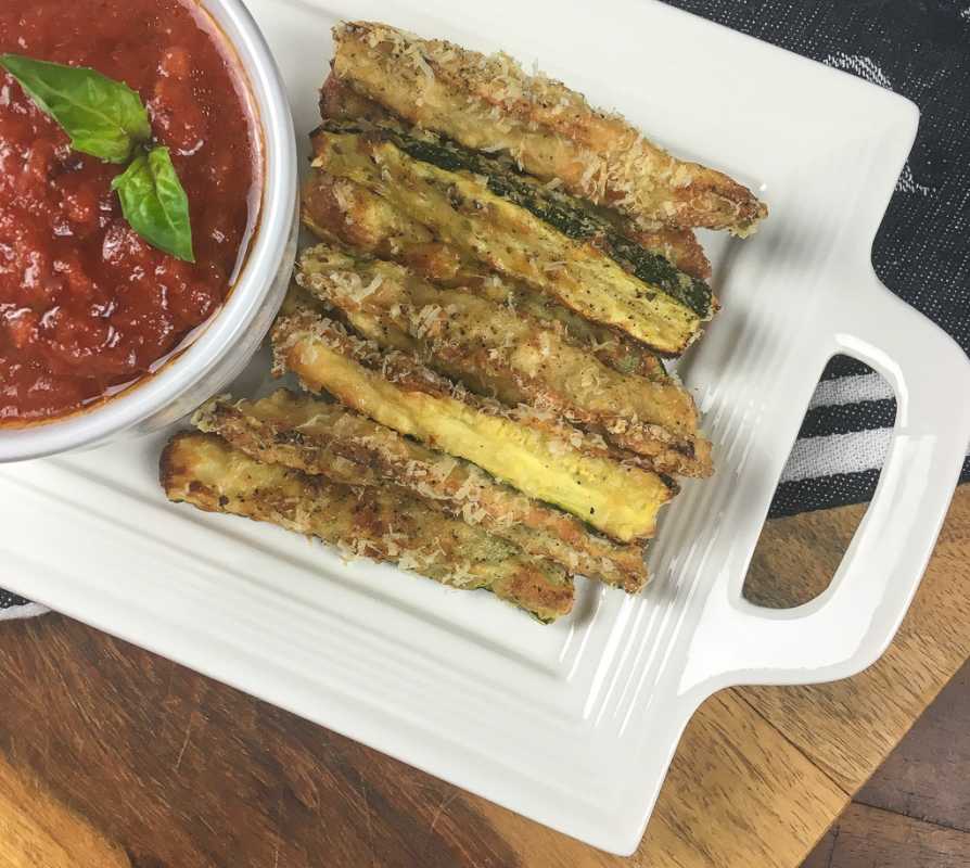 Low Carb Crispy Zucchini Fries